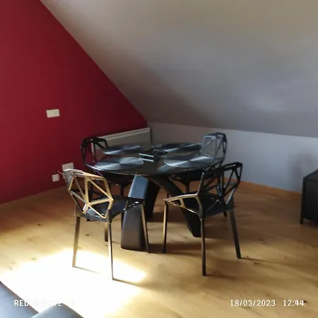 Le Des Vallees Apartment Plufur