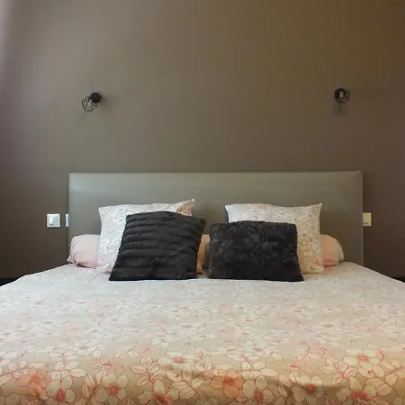 Le Des Vallees Apartment *